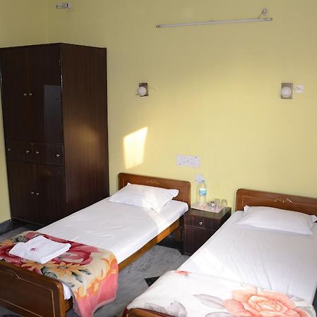 Kim Lawn Guest House 加尔各答 外观 照片